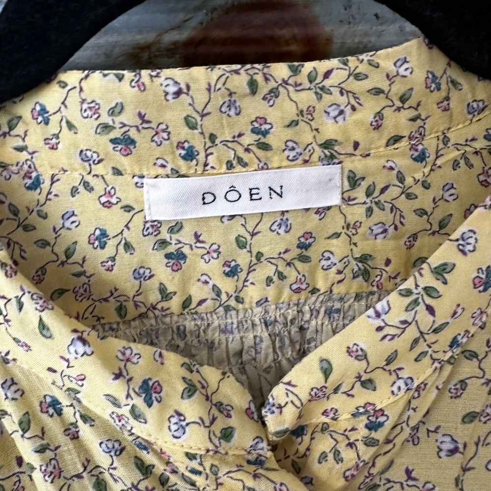 Doën O’Keeffe Top in Moonflower, Pale Yellow Floral Button-Up Blouse - Picture 4 of 12
